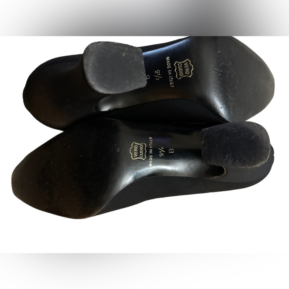DKNY Vero Cuoio 9 1/2 B women’s black stretchy fabric Italian pumps - Picture 5 of 10